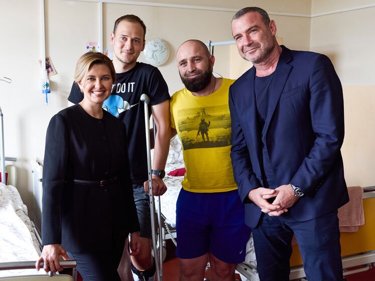 В Україні створюють клініку протезування Superhumans. Амбасадорами стануть Стінг і Шрайбер, а Зеленська увійшла до опікунської ради
