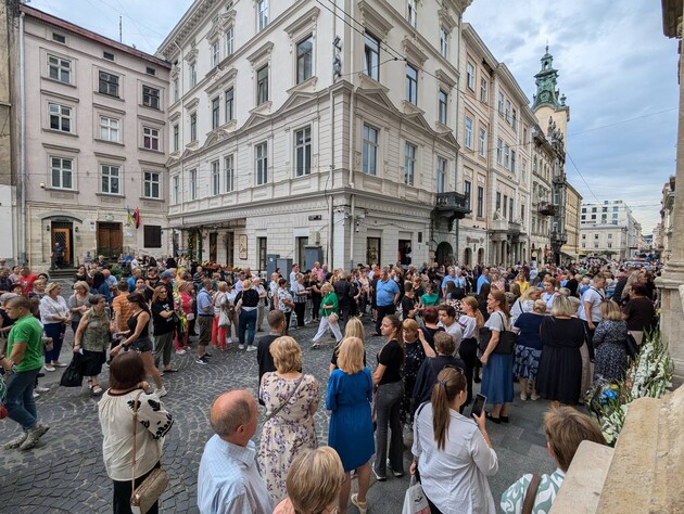 Во Львове проходит прощание с Фарион. Фото, видео