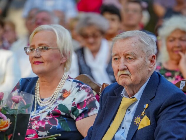 Жена Поклада о 27-летнем браке с композитором: Хуже только женам рок-музыкантов