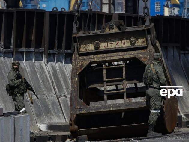 В Бердянске взорвалось авто с российским военным преступником – ГУР