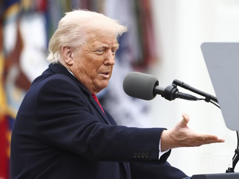 Администрация Трампа ввела 25-процентные пошлины на импорт автомобилей