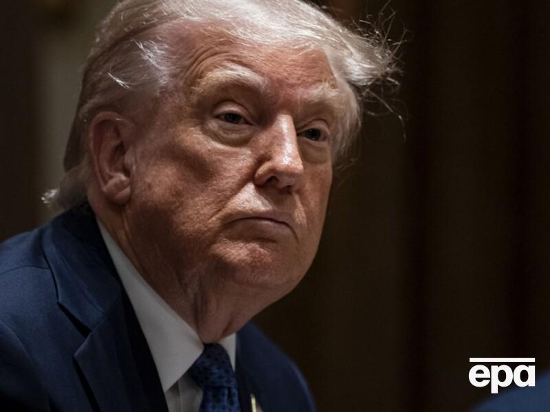 Трамп заявил, что сильно давит на Россию и та предложила "уступку" – "прекратить захват целой страны"