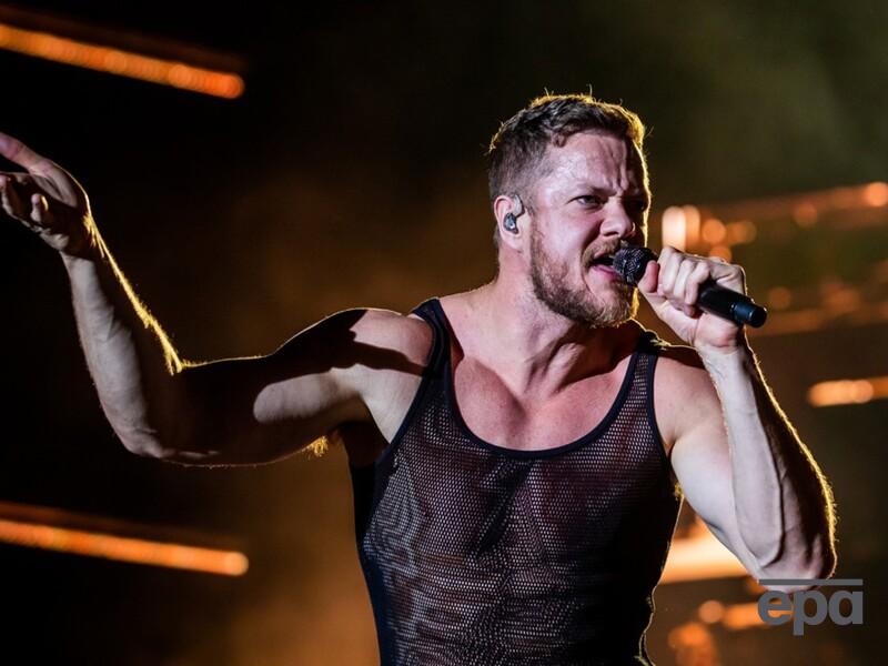 Группа Imagine Dragons своим поступком поразила украинцев во время концерта. Видео