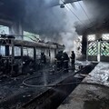 Разбиты десятки троллейбусов и многоэтажек, ранены дети. РФ обстреляла ночью Харьков и область. Фото